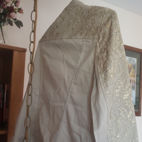 Jacket - Picture 2 of 2